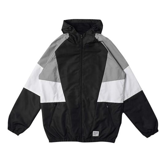 12 Rekomendasi Jaket Tracktop Kekinian dari Brand Lokal, Kualitas Bagus!