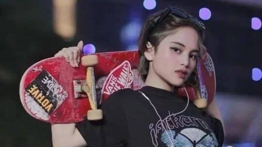 Sisi Lain Dari Jeje Slebew! Asli Parah Taunya Jago Bahasa Inggris