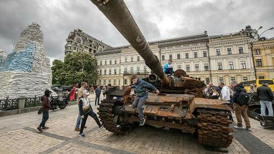 BIKIN RUSIA KETAR KETIR....INILAH PERBANDINGAN KEKUATAN MILITER INDONESIA VS UKRAINA