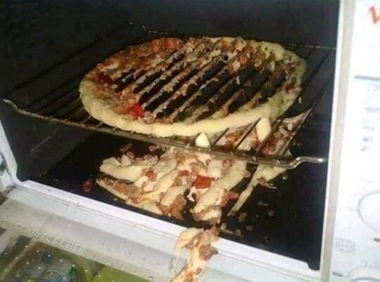 12 Kejadian Paling Sial di Dapur yang Membuatmu Bersyukur Tak Mengalaminya