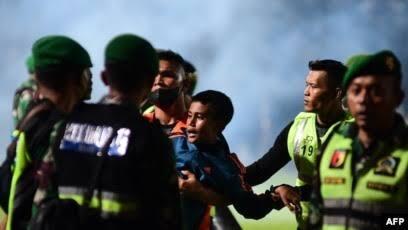 Akhirnya Sepakbola Indonesia Terkenal Di Eropa Dan Dunia Dengan Jalur Tragedi.