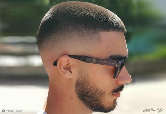7 Potongan Rambut Cowok Paling Nge-Trend Di 2022! Ada Potongan Rambutmu Gak?
