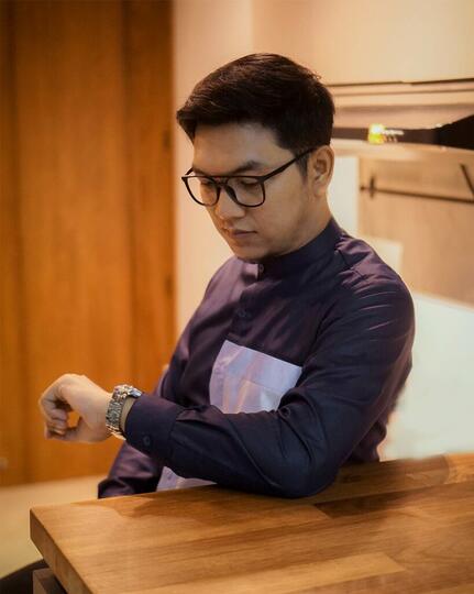 4 TIPS TAMPIL ELEGAN DAN MEWAH MESKI SUDAH MENJADI SEORANG AYAH