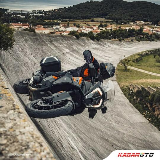 Edisi Spesial KTM 1290 Super Duke RR Diklaim Lebih Ringan Dan Responsif