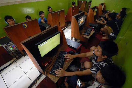 Mengenang Internetan Hape Jaman Dulu, Mahal dan Lambat