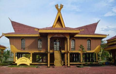 Hampir Terlupakan, Berikut 5 Rumah Adat Indonesia yang Dirancang Anti Gempa Bumi