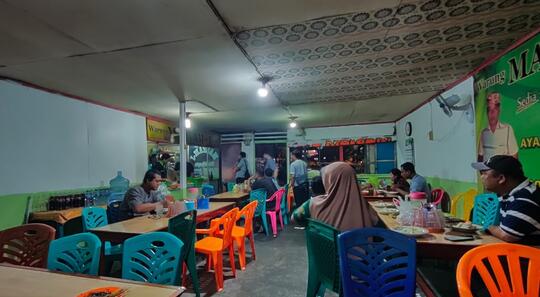REVIEW WARUNG MARYAM SURABAYA, DESTINASI WISATA KULINER SURABAYA YANG GA DI SURABAYA!