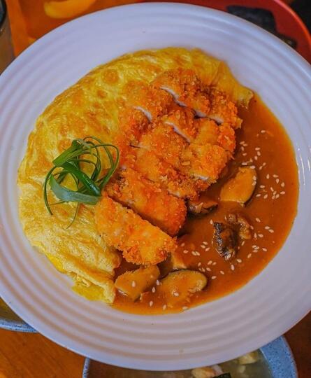 Menikmati Japanese Street Food Ambience Di Kota Solo