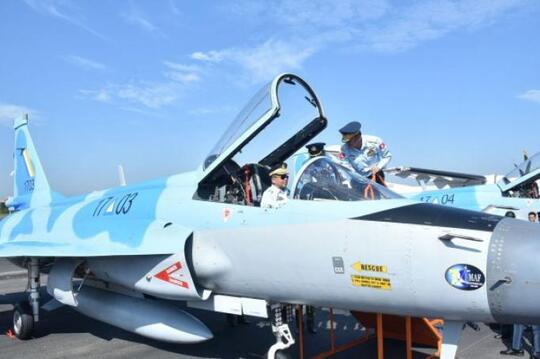 Banyak Masalah dan Tidak Sesuai yang Diiklankan, Myanmar Kandangkan JF-17 Thunder