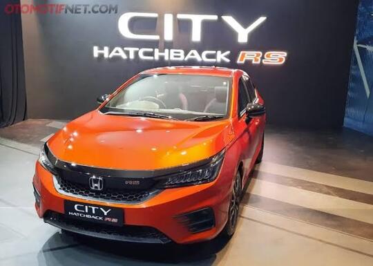Kenapa Honda Jazz, Kok Malah Disuntik Mati Di Indonesia?