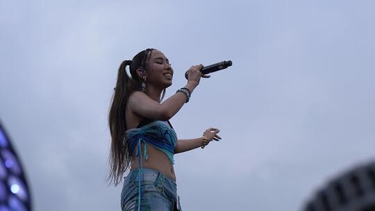 Keseruan HITC Jakarta 2022, Rich Brian & NIKI ‘Pulang Kampung’ Bawa Rombongan!
