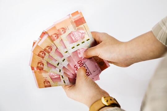 5 Hal yang Harus Kamu Pastikan Sebelum Meminjam Uang