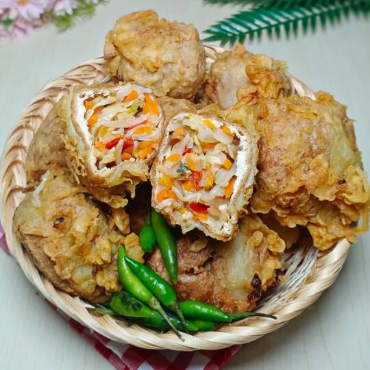 Dari Telur Gulung Sampe Buah Potong, Inilah Review Jajanan SD Versi Ane!