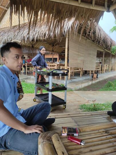 Mau Yang Kampungan? Ke Sini Aja! Sunda Banget