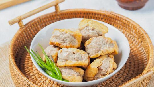 Tahu Nggak? Kalo Gak Semua yang Bulat Itu Bakso dan Gak Selamanya Bakso Itu Bulat