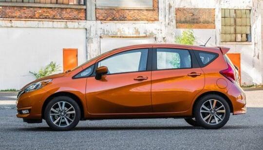 Nissan Grand Livina, Padahal Nyaman Tapi Kok Gagal Padahal Merk Ternama Jepang!