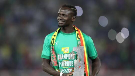 Mengubah Desanya Menjadi Kota? Pesepakbola Sadio Mane Patut Menjadi Inspirasi