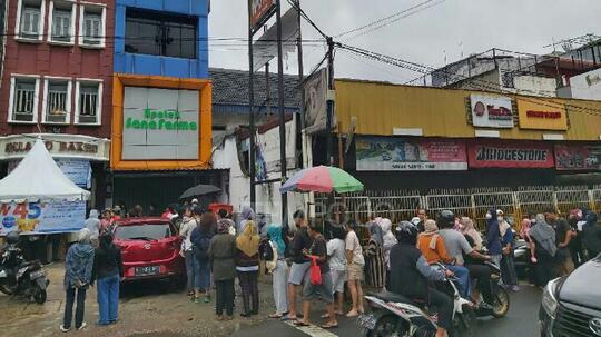 Lagi Rame Diskon Holland Bakery, Apakah Agan Tertarik Untuk Memborong Juga?