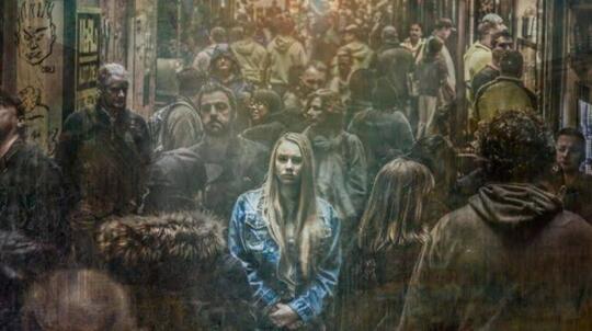Bukan Sombong atau Antisosial, Ini Dia Ciri-ciri Orang Introvert yang Perlu Dipahami