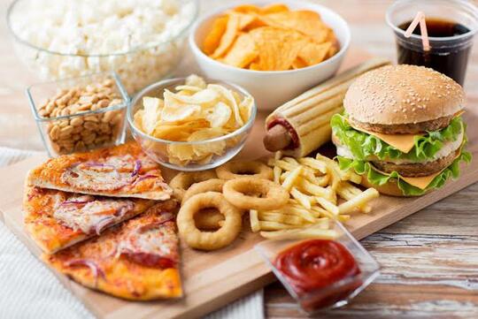 5 Makanan yang Paling Sering Dipesan Ojek Online! Kamu Suka Pesan Yang Mana?