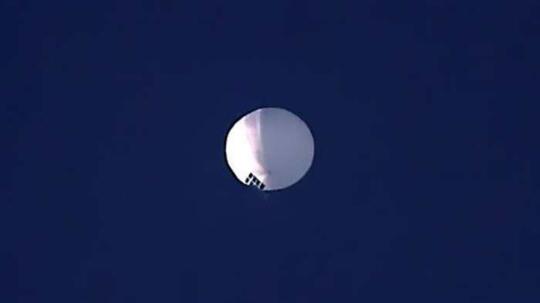 Formil Talk: First Kill, F-22 Raptor Tembak Jatuh Balon Mata-Mata China