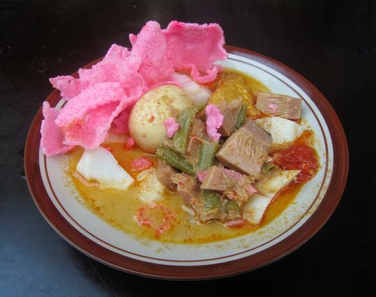 Asal Usul Lontong Sayur!