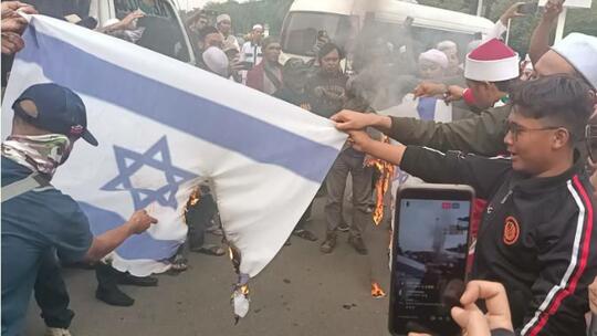 FPI dan PA 212 Ancam Akan Geruduk Bandara Jika Timnas Israel Datang! Ngeri Gan!