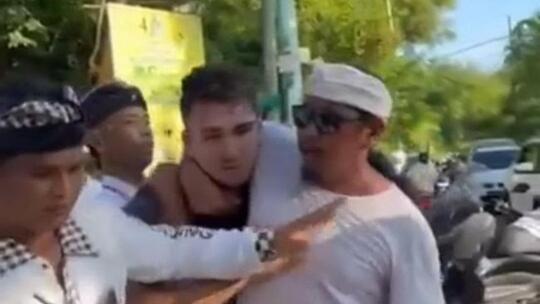 3 Kelakuan Bule di Bali yang Songong dan Meresahkan Akhir-akhir Ini!