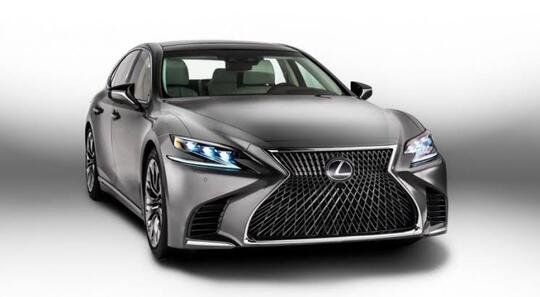 Taktik Mantap Lexus Mengalahkan BMW Dan Mercedes!