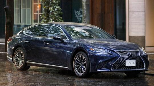 Taktik Mantap Lexus Mengalahkan BMW Dan Mercedes!
