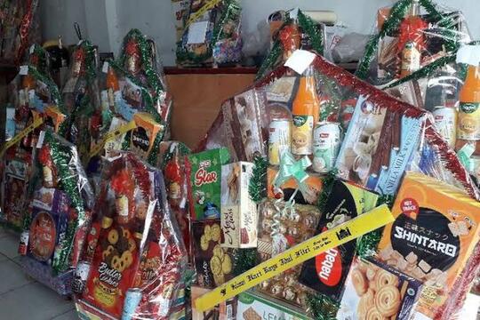 Menarik Untuk Dibahas, Ganjar Pranowo Ajak ASN Bagi Parsel Dengan Cara yang Berbeda!