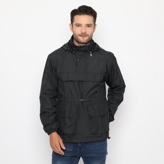 15 Rekomendasi Jaket Gunung Pria Merek Lokal, Buat yang Suka Mendaki