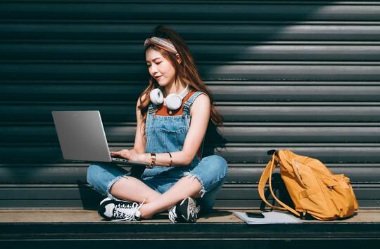 Agan Sista Merapat! Ini dia Laptop Bertenaga AMD Ryzen™ yang Powerful Dan Hemat!