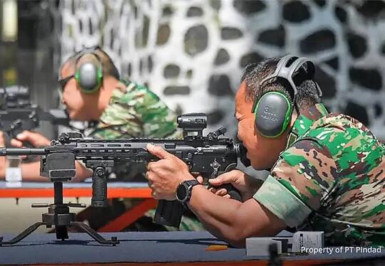 Profil AM1 - Senapan Serbu Buatan PT Pindad yang Memakai Desain dari M4