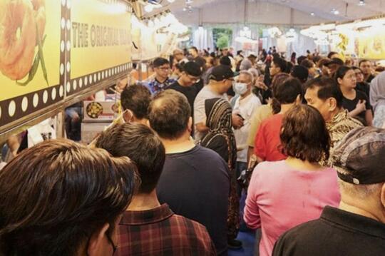Jual Sate Babi di Bazar Ramadhan, Lapak Pedagang Ini Ditutup! Wajarkah?