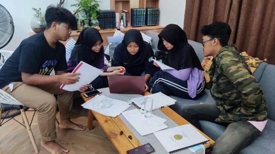 Mitos Kepohonan Asal Kalimantan, Menjadi Juara Film Pendek FLS2N dan Viral di Tik Tok