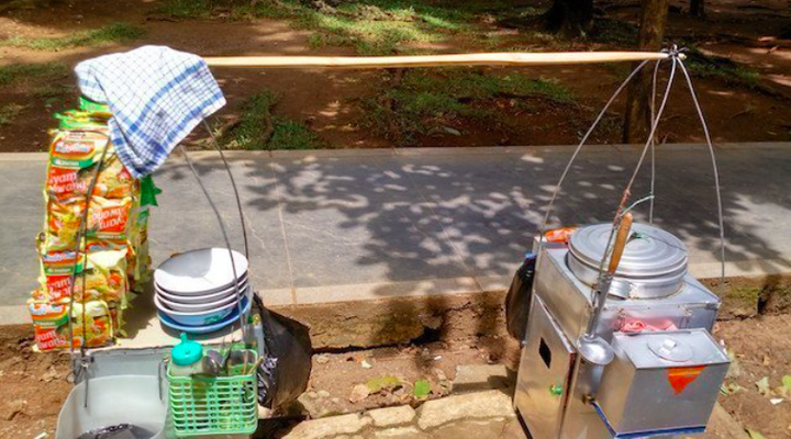 Juragan Berita 6 Penjual Makanan Paling Ditunggu Anak 