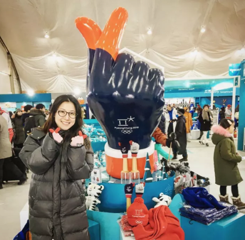 Mengenal Finger Heart, Gestur Cinta yang Populer di Korea Selatan