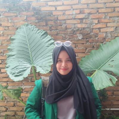 azizah010298