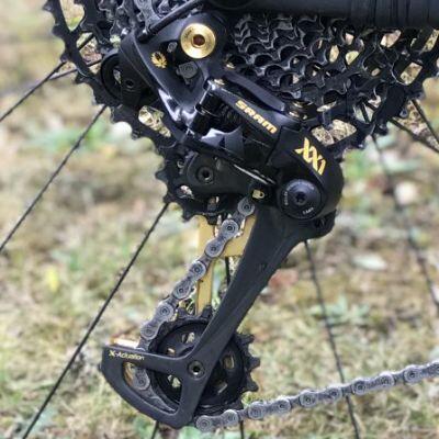 sram9300